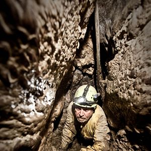 Bilder No Place on Earth - Kein Platz zum Leben