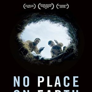 Bilder No Place on Earth - Kein Platz zum Leben