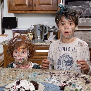 Bilder Die Bestimmer - Kinder haften für ihre Eltern