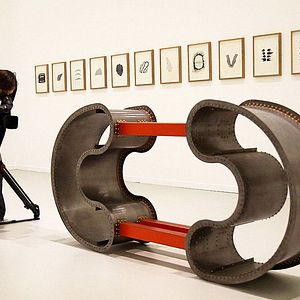 Bilder In Between - Der britische Künstler Richard Deacon