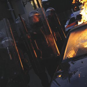 Bilder White Collar Hooligan 2