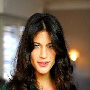 Bilder Berrak Tüzünataç