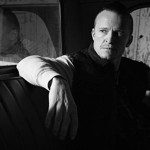 Bilder Damon Herriman