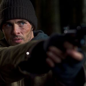 Bilder Red Machine - Hunt or Be Hunted