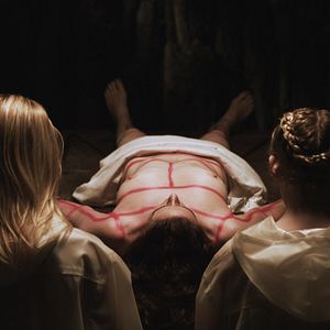 Bilder We Are What We Are