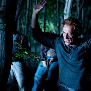 Bilder Enemies Closer