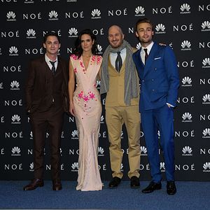 Bilder Douglas Booth