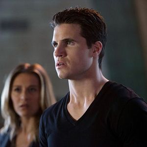 Bilder Robbie Amell