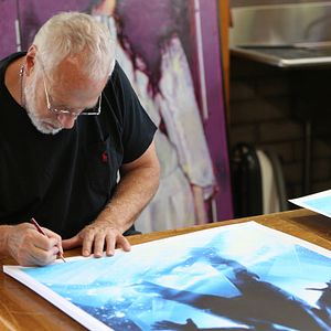 Bilder Drew: The Man Behind the Poster