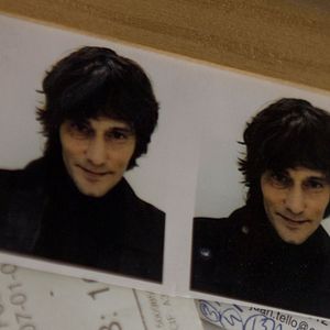 Bilder Antonio Vega, tu voz entre otras mil