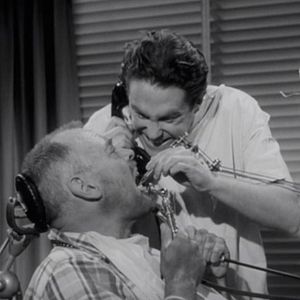 Bilder Kleiner Laden voller Schrecken