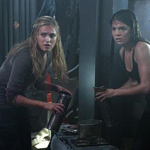 Bilder Marie Avgeropoulos