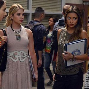 Bilder Shay Mitchell