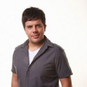 Bilder Eser Yenenler