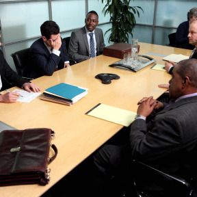 Bilder Max Greenfield