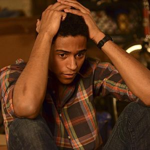 Bilder Alfred Enoch