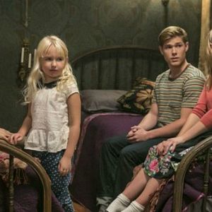 Bilder Flowers in the Attic - Blumen der Nacht