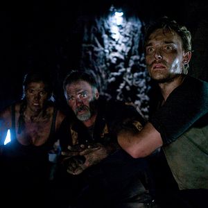 Bilder Beneath - Abstieg in die Finsternis