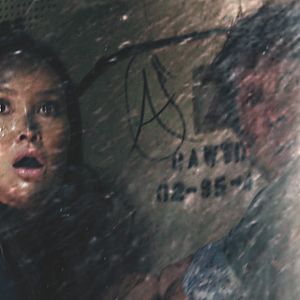 Bilder Asteroid vs Earth