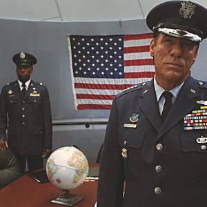 Bilder Asteroid vs Earth