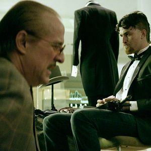 Bilder Mall - Wrong Time, Wrong Place