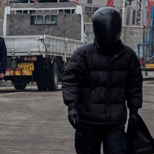 Bilder Hide and Seek - Kein Entkommen