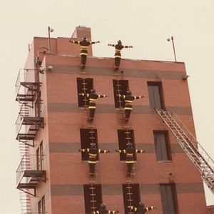 Bilder A Good Job: Stories of the FDNY