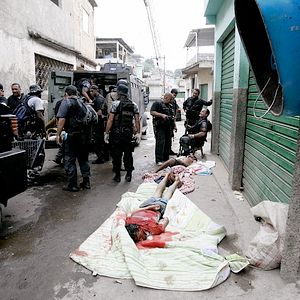 Bilder À Queima Roupa