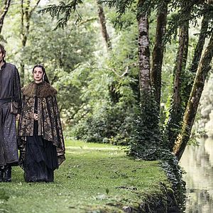 Bilder Adelaide Kane