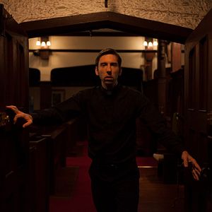 Bilder Grace: Besessen