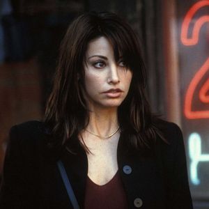 Bilder Gina Gershon
