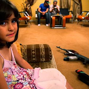 Bilder First to Fall