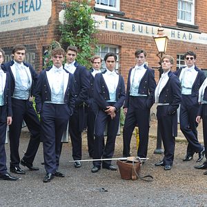 Bilder Douglas Booth