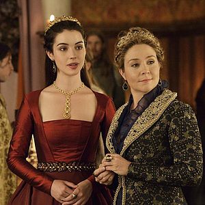 Bilder Adelaide Kane