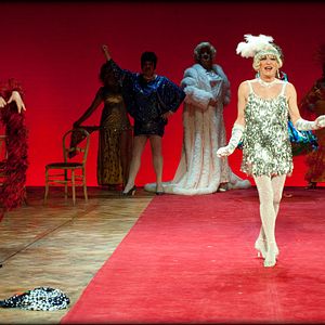 Bilder Gardenia - Bevor der letzte Vorhang fällt