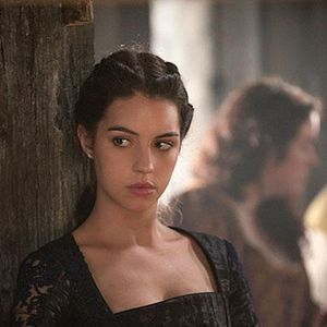 Bilder Adelaide Kane