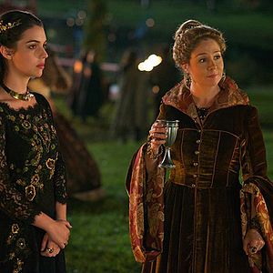 Bilder Adelaide Kane