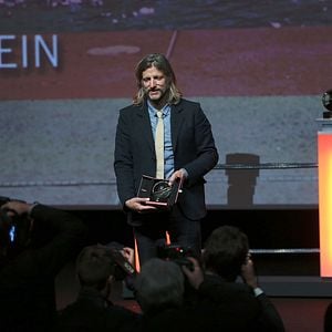 Bilder After the Fall