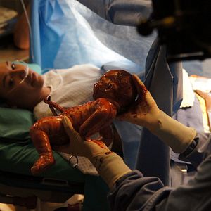 Bilder At the Devil's Door