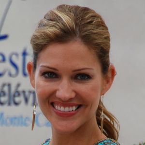 Bilder Tricia Helfer