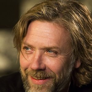 Bilder Mikael Persbrandt