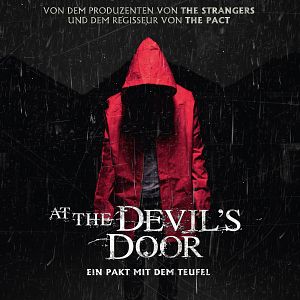Bilder At the Devil's Door