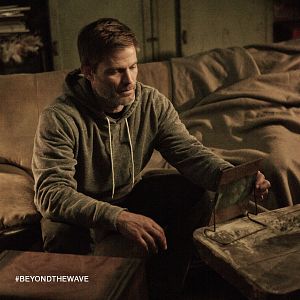 Bilder Beyond The Wave