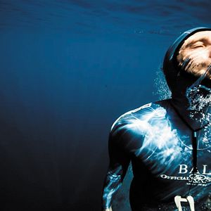 Bilder Attention: A Life in Extremes