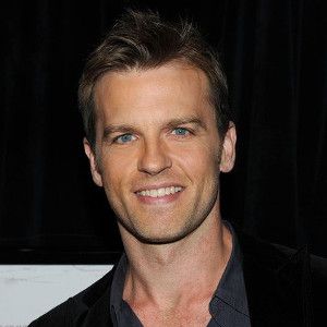 Bilder Trevor St. John