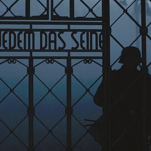 Bilder Nackt unter Wölfen