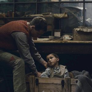 Bilder Nackt unter Wölfen