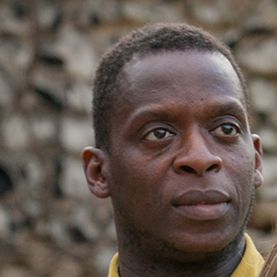 Bilder Kobna Holdbrook-Smith