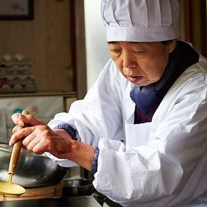 Bilder Kirschblüten und rote Bohnen