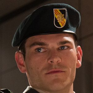 Bilder Josh Helman
